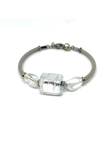 Bracelet with glass bead, stainless steel finish. Light and very comfortable. 2
