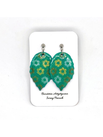 Green earrings 2