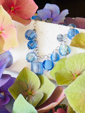 Bracelet with glass bead, stainless steel finish. 2