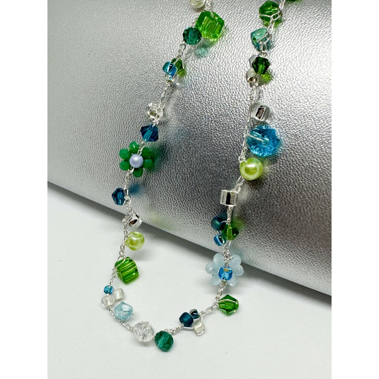 Glass necklace