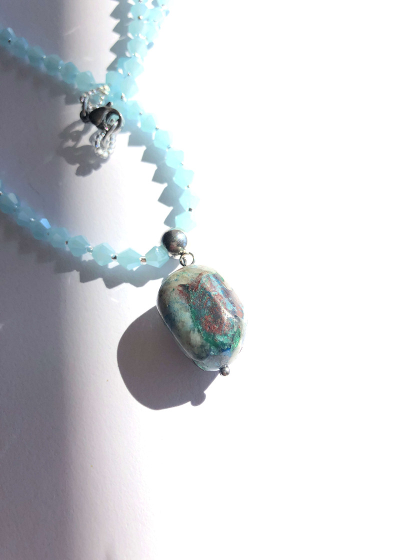 Pink necklace with stone pendant