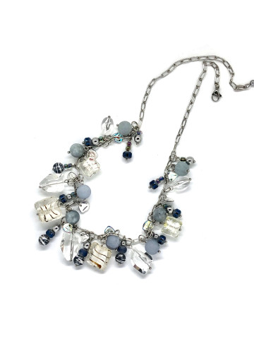 Necklace withglass beads in blue color. You must check it out.