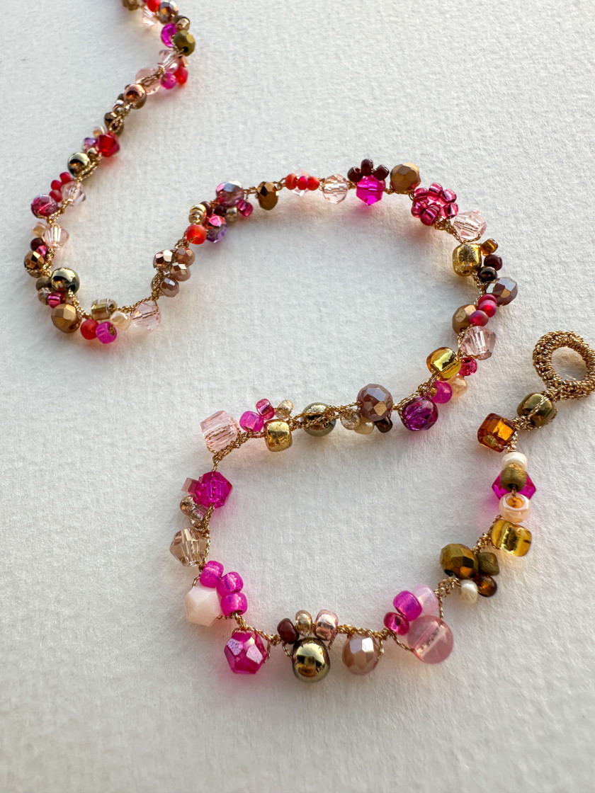 Glass and cristal necklace